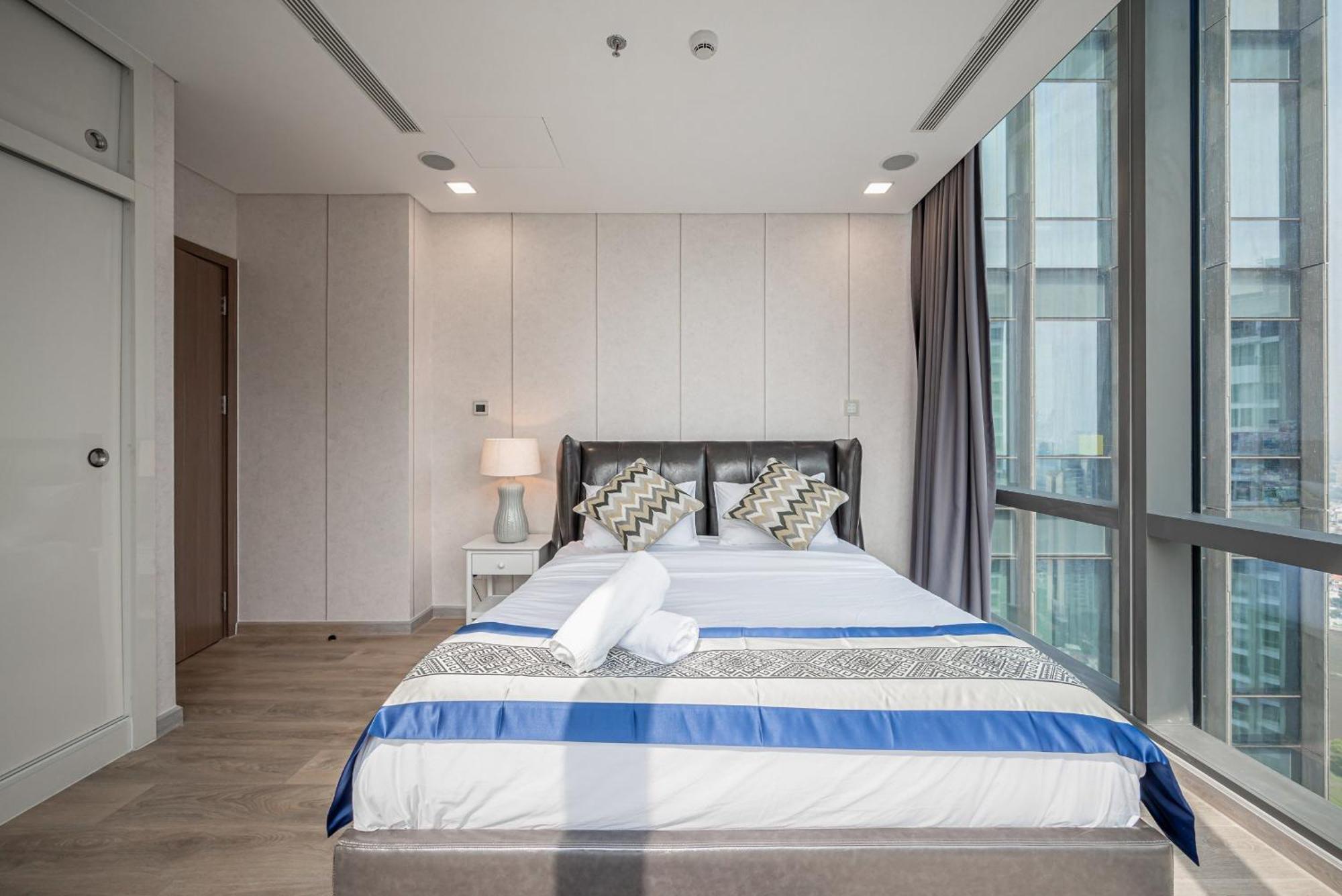 Landmark 81 And Vinhomes Riverside Residence 胡志明市 外观 照片