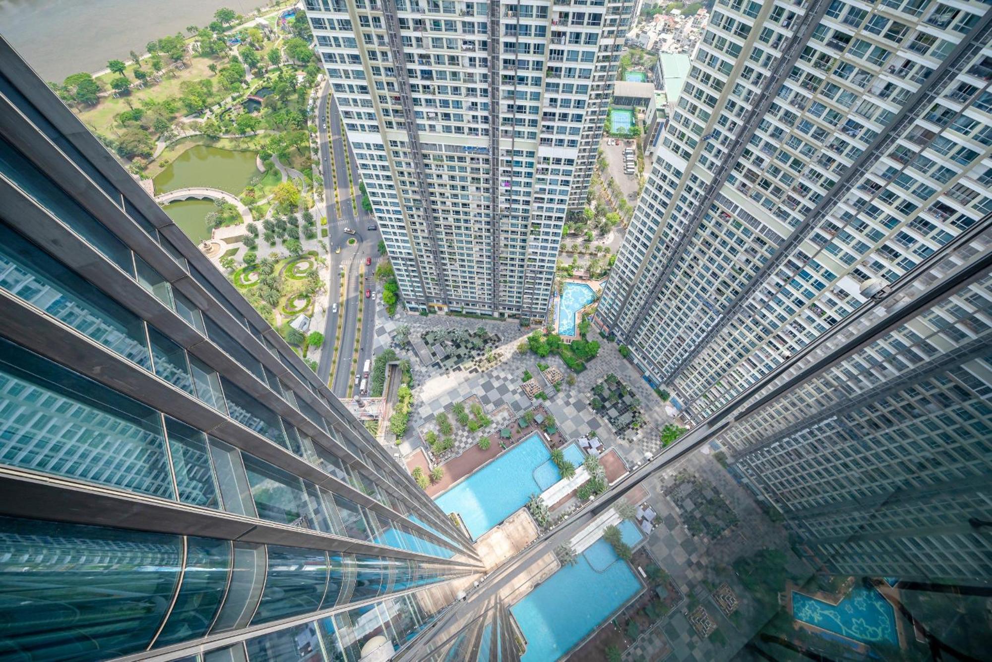 Landmark 81 And Vinhomes Riverside Residence 胡志明市 外观 照片