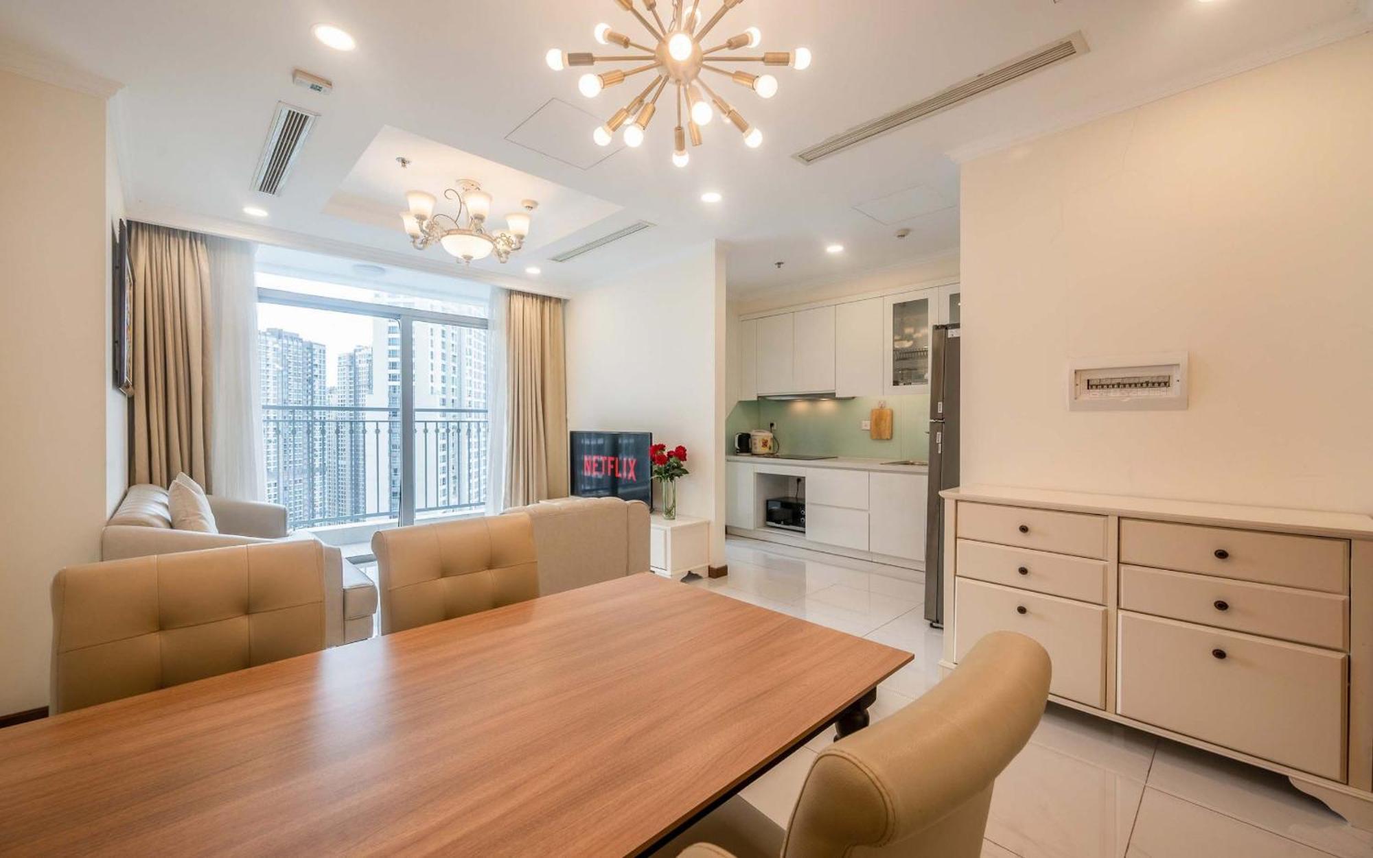 Landmark 81 And Vinhomes Riverside Residence 胡志明市 外观 照片