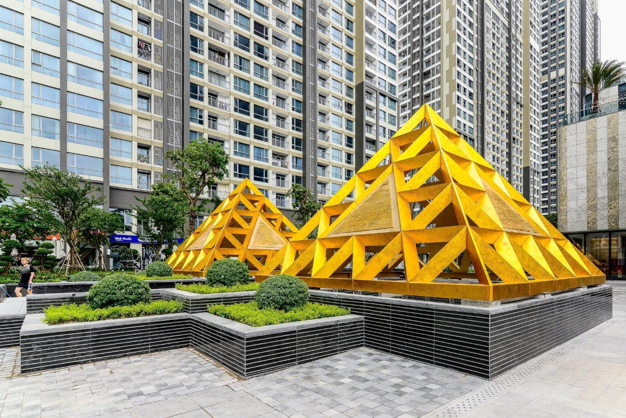 Landmark 81 And Vinhomes Riverside Residence 胡志明市 外观 照片